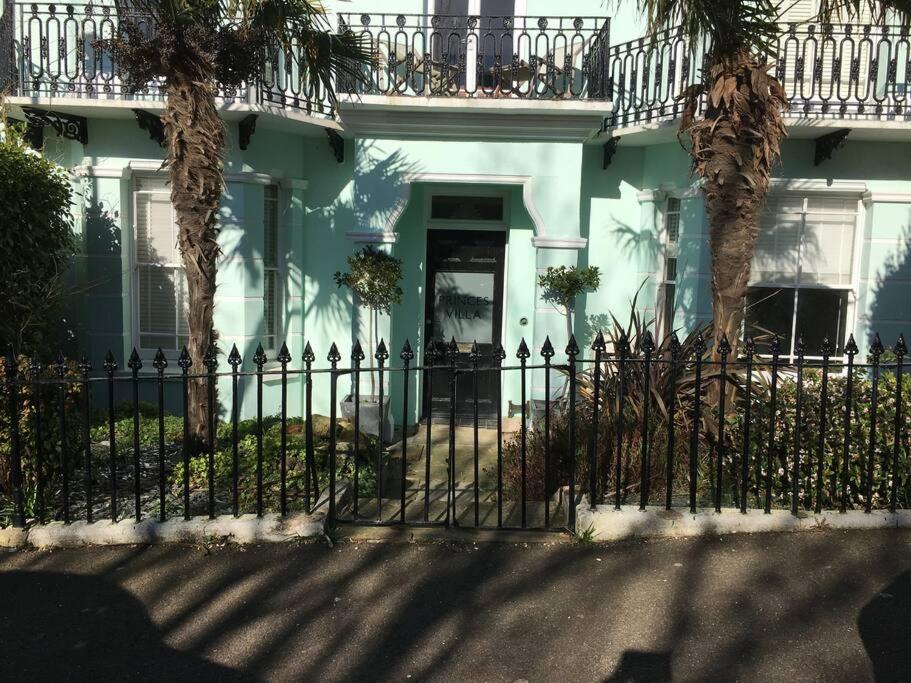 Princes Villa - Large Fully Self Contained Flat, 5 Minutes From The Sea Hastings Bagian luar foto
