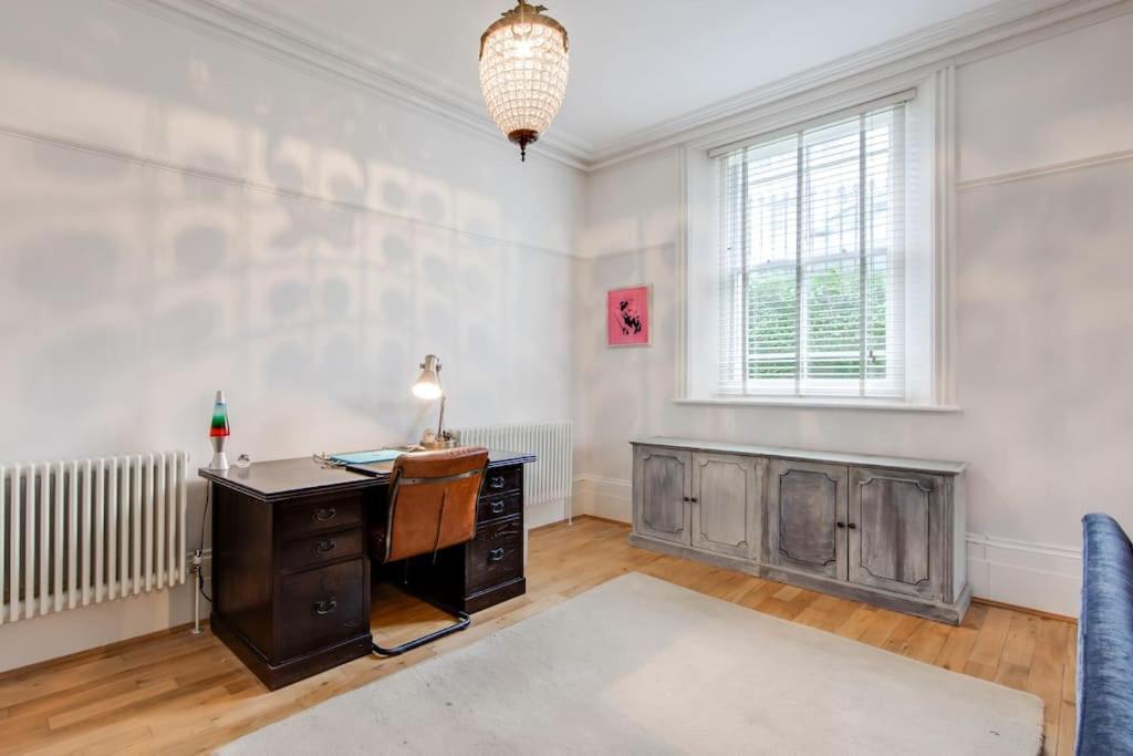 Princes Villa - Large Fully Self Contained Flat, 5 Minutes From The Sea Hastings Bagian luar foto