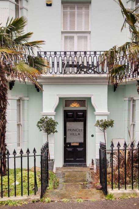 Princes Villa - Large Fully Self Contained Flat, 5 Minutes From The Sea Hastings Bagian luar foto