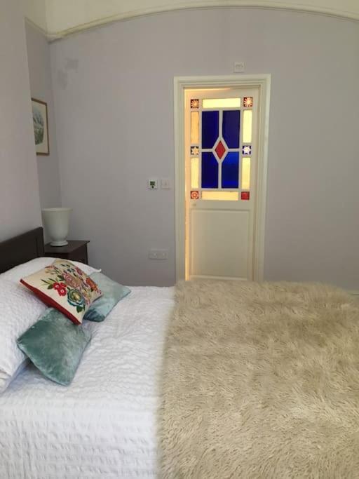 Princes Villa - Large Fully Self Contained Flat, 5 Minutes From The Sea Hastings Bagian luar foto