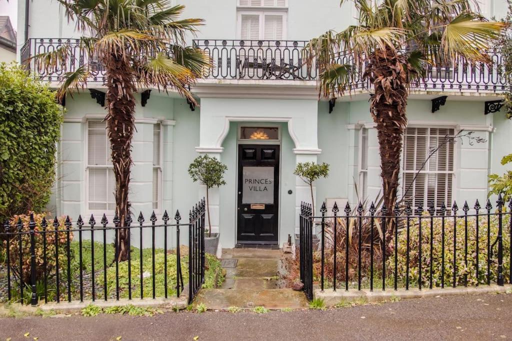 Princes Villa - Large Fully Self Contained Flat, 5 Minutes From The Sea Hastings Bagian luar foto