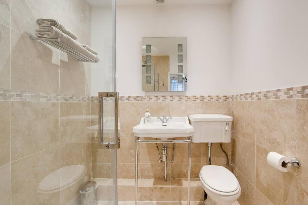 Princes Villa - Large Fully Self Contained Flat, 5 Minutes From The Sea Hastings Bagian luar foto
